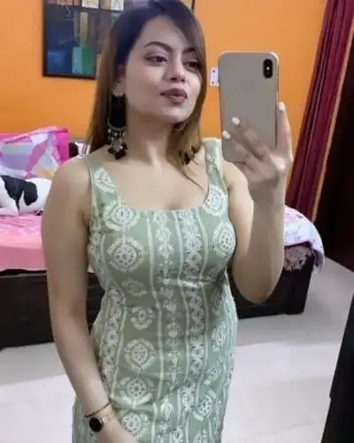 Call Girl in Zamania